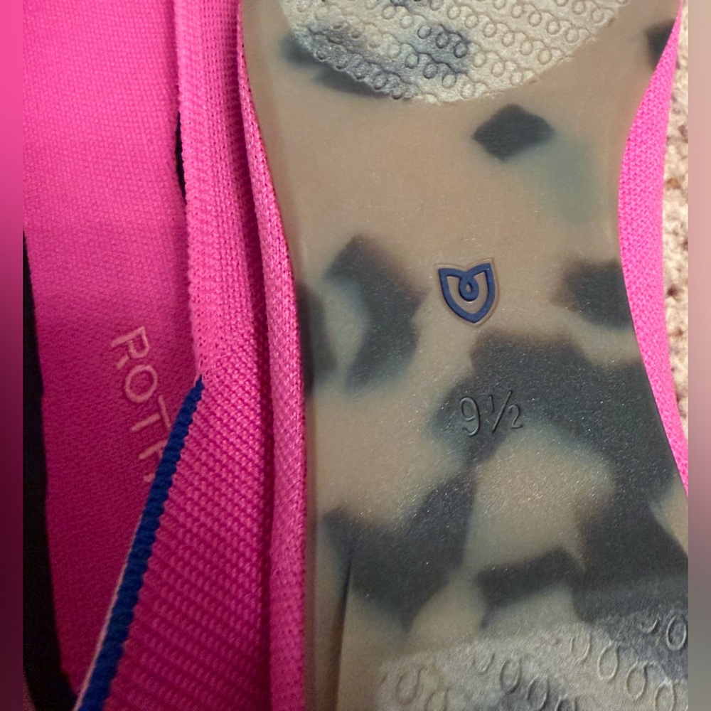 Rothy’s Pointed Toe Flats LIKE NEW condition, Pink, 9.5 - Picture 7 of 9
